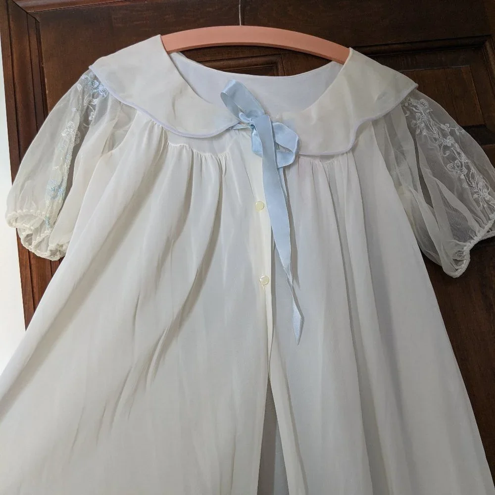 Source Unknown vintage ivory